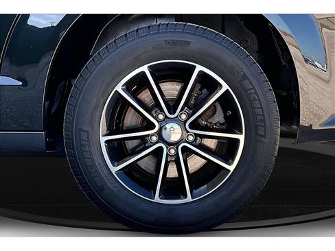 Used 2019 Dodge Grand Caravan GT FWD image 41