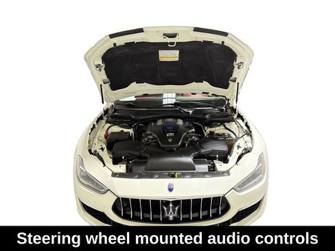 Used 2019 Maserati Ghibli S GranLusso image 12