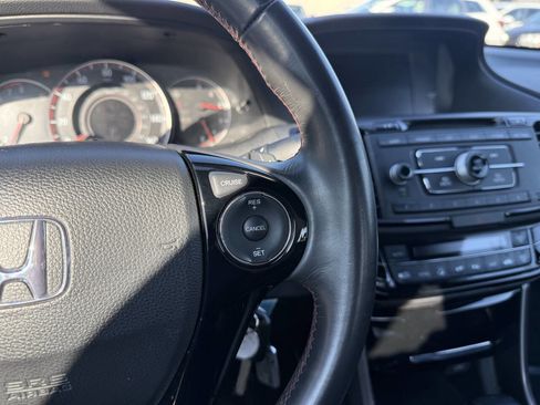 Used 2017 Honda Accord Sport Special Edition image 16