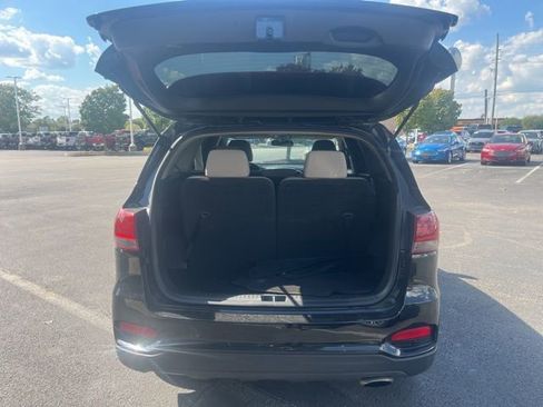 Used 2020 Kia Sorento S image 10