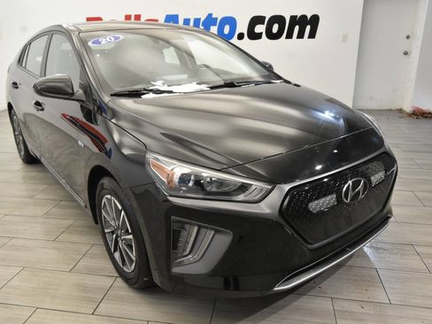 Used 2020 Hyundai Ioniq SE image 7