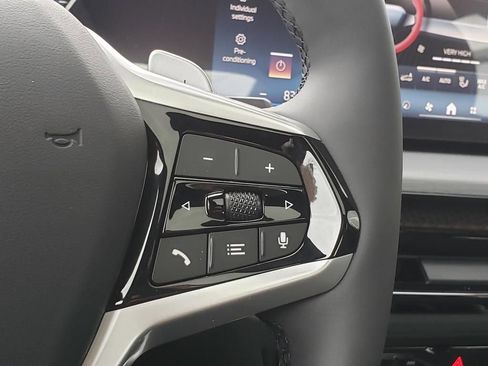 New 2026 BMW 330i xDrive 330i xDrive w/ Premium Package image 24