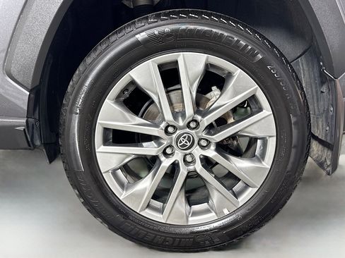 Certified 2022 Toyota RAV4 XLE Premium image 29