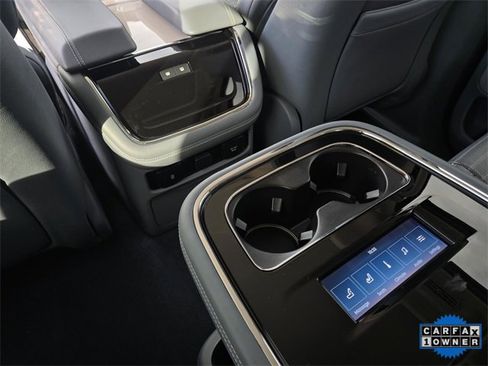 Used 2024 Lincoln Navigator Black Label image 16
