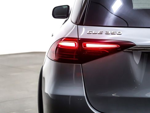 Certified 2025 Mercedes-Benz GLE 350 4MATIC image 17