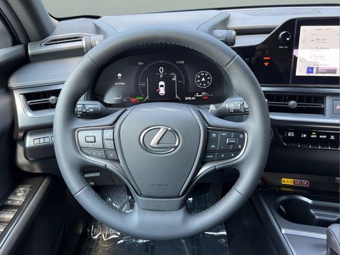 New 2026 Lexus UX 300h FWD image 15