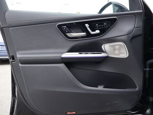 Certified 2025 Mercedes-Benz GLC 300 image 13