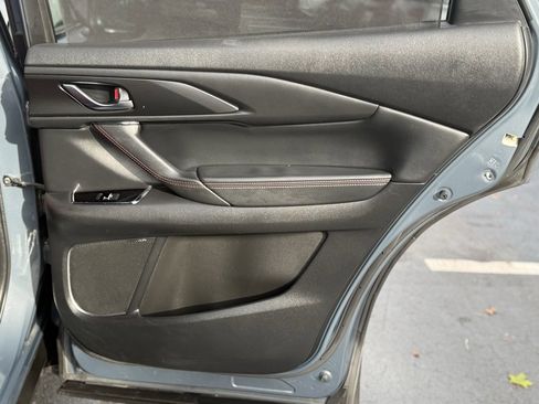 Used 2022 MAZDA CX-9 Carbon Edition image 18
