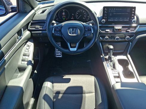 Used 2022 Honda Accord Sport image 11