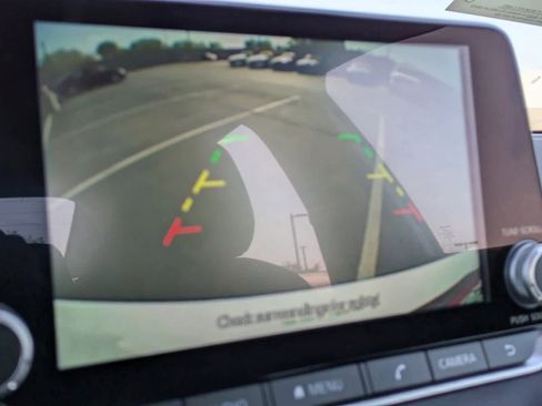 New 2025 Nissan Sentra SV image 17