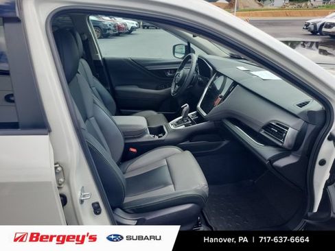 Certified 2024 Subaru Outback Onyx Edition AWD/4WD image 11