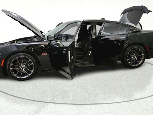 Used 2023 Dodge Charger Scat Pack w/ Navigation & Travel Group RWD image 11