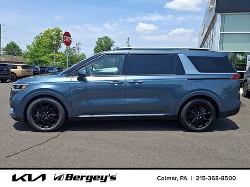 Certified 2024 Kia Carnival SX Prestige FWD image 9
