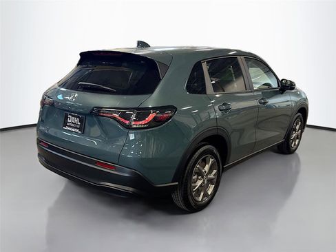 New 2026 Honda HR-V LX image 13