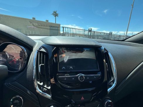 Used 2017 Chevrolet Cruze Premier w/ RS Package image 12