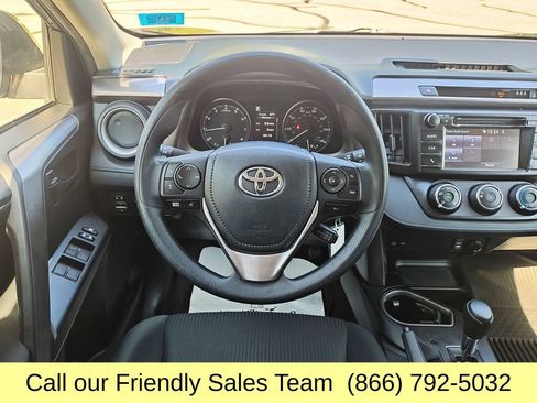 Used 2017 Toyota RAV4 LE w/ Carpet Mat Package AWD/4WD image 16