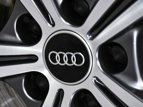 Used 2023 Audi S6 Prestige AWD/4WD image 93