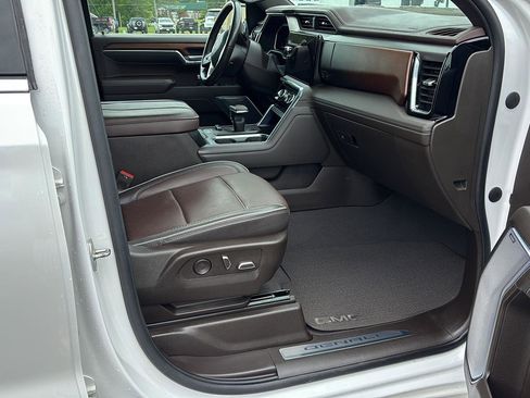 Used 2023 GMC Sierra 1500 Denali image 25