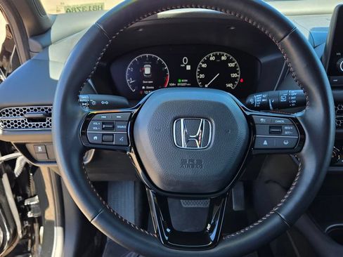 Used 2025 Honda HR-V Sport image 26