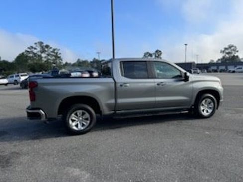 Used 2023 Chevrolet Silverado 1500 LT w/ Protection Package image 9