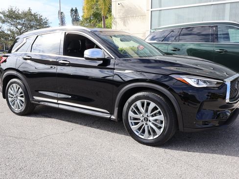 Certified 2023 INFINITI QX50 Luxe w/ Accent Package image 12