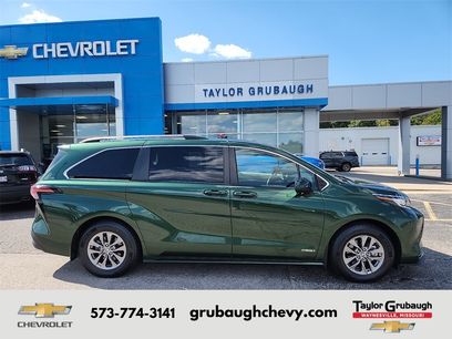 Used 2021 Toyota Sienna LE