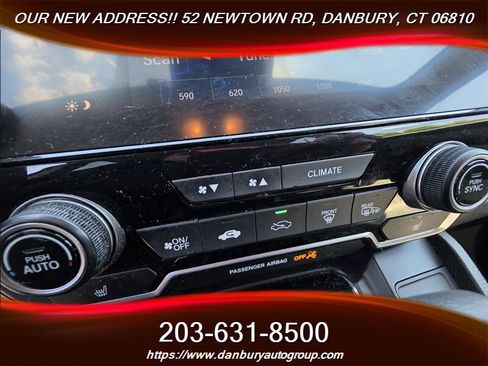 Used 2018 Honda CR-V EX image 16