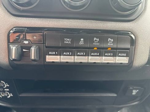 Used 2022 RAM 3500 Tradesman AWD/4WD image 24