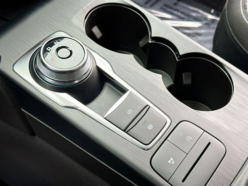 Used 2023 Ford Escape Active image 12