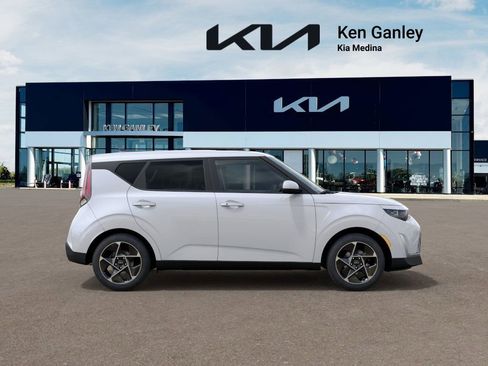 New 2025 Kia Soul EX image 8