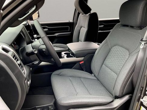 New 2026 RAM 1500 4x4 Crew Cab image 19