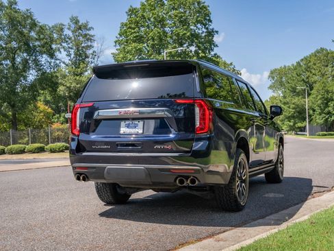 Used 2023 GMC Yukon XL AT4 w/ AT4 Premium Package AWD/4WD image 6