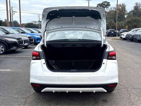 New 2025 Nissan Versa SR w/ Trunk Package image 23