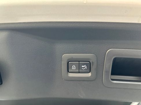 Used 2025 MAZDA CX-90 3.3 Turbo w/ Premium Plus Pkg image 33