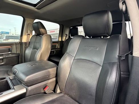 Used 2014 RAM 1500 Laramie w/ Convenience Group image 25