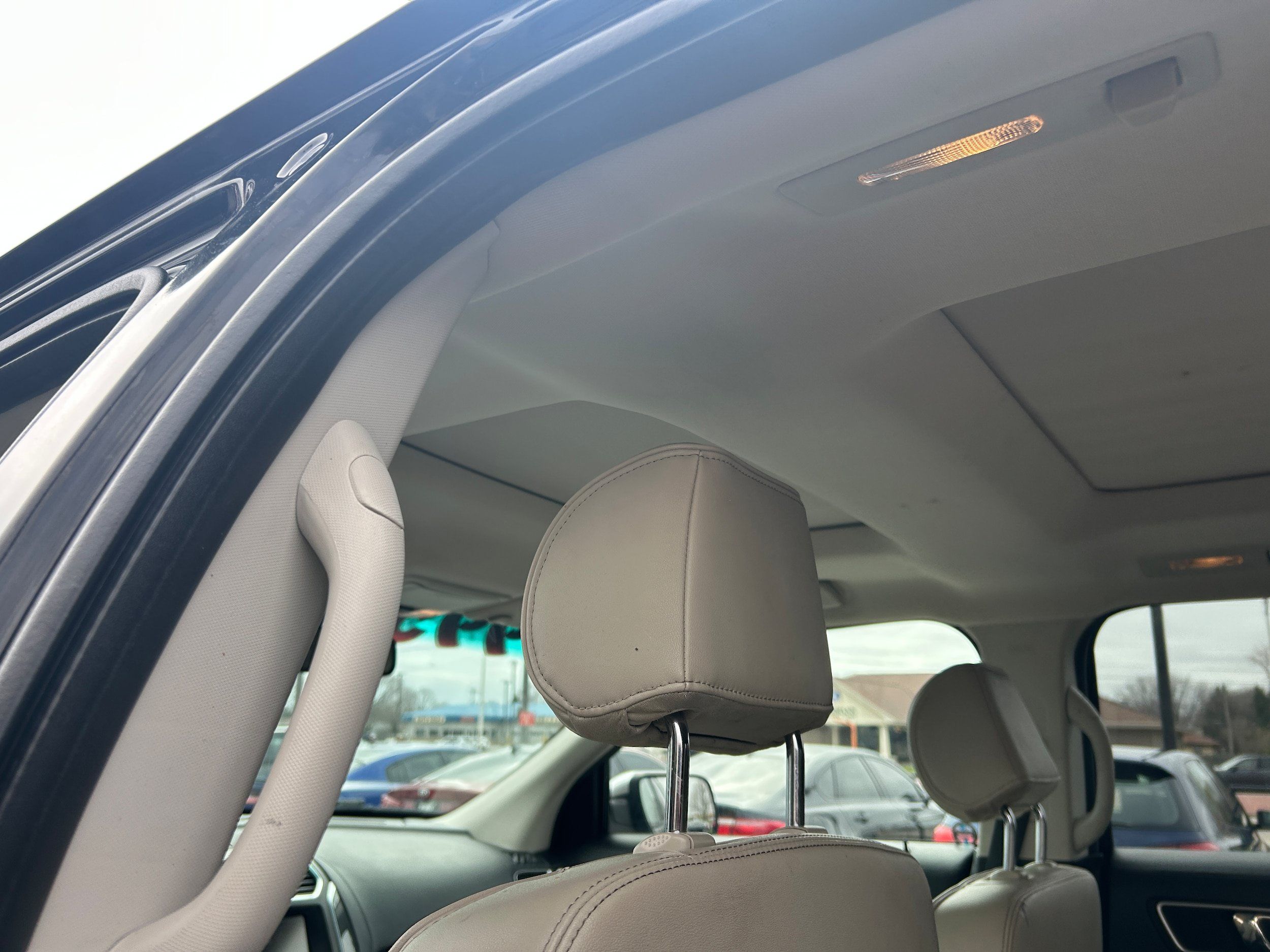 Used 2016 Ford Explorer Platinum AWD/4WD image 9