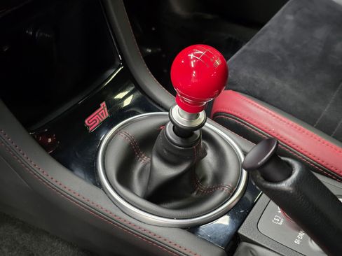 Used 2018 Subaru WRX STI image 24