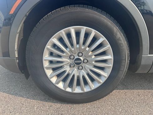Used 2020 Lincoln Nautilus FWD image 20