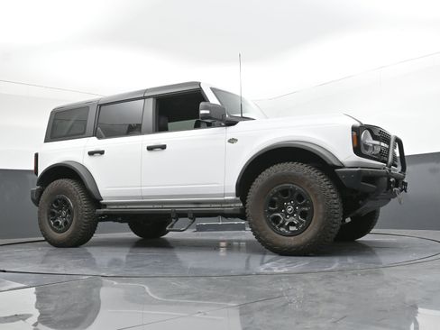 Used 2024 Ford Bronco Wildtrak image 21