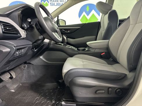 Used 2023 Subaru Outback Premium image 16