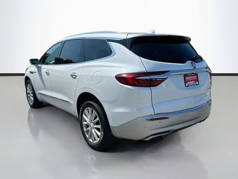 Used 2019 Buick Enclave Essence AWD/4WD image 8