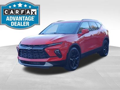 Certified 2024 Chevrolet Blazer LT w/ LPO, Black Grille Bar Package