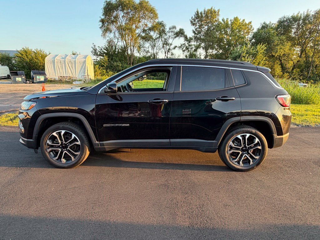 Used 2022 Jeep Compass Limited AWD/4WD image 4