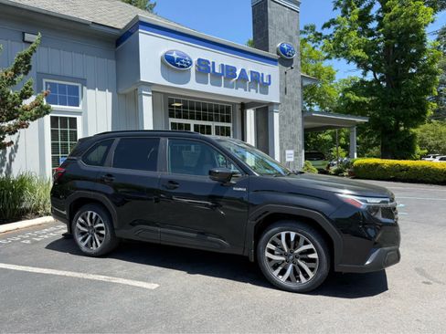 New 2026 Subaru Forester Touring AWD/4WD image 4