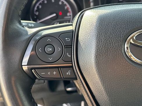 Used 2023 Toyota Camry SE image 29