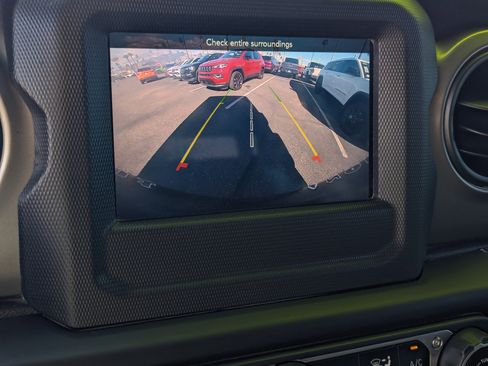 Certified 2020 Jeep Wrangler Unlimited Sport image 11