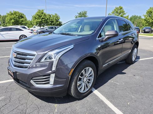 Used 2017 Cadillac XT5 Luxury w/ Driver Awareness Package FWD image 14