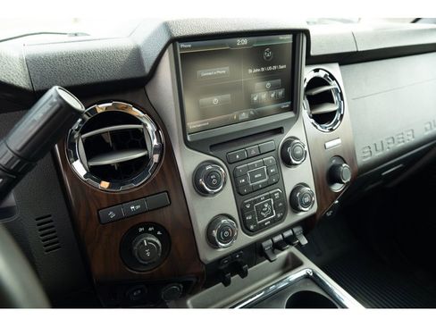 Used 2016 Ford F250 Lariat w/ Lariat Ultimate Package image 18