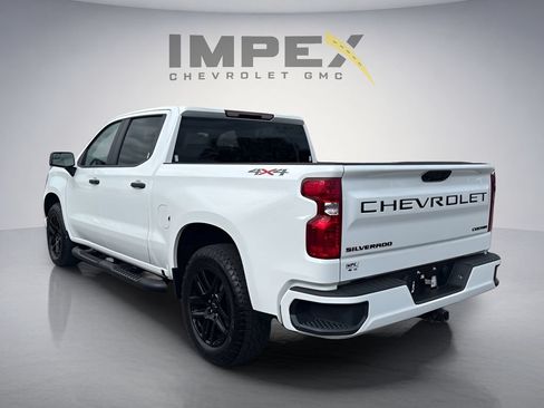 Used 2024 Chevrolet Silverado 1500 Custom AWD/4WD image 3