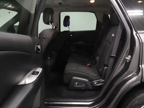 Used 2016 Dodge Journey SXT w/ Comfort/Convenience Group AWD/4WD image 13